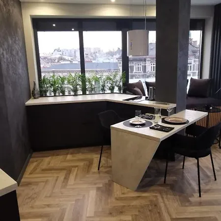 Moon Apartment *