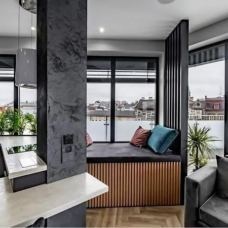 Moon Apartment *