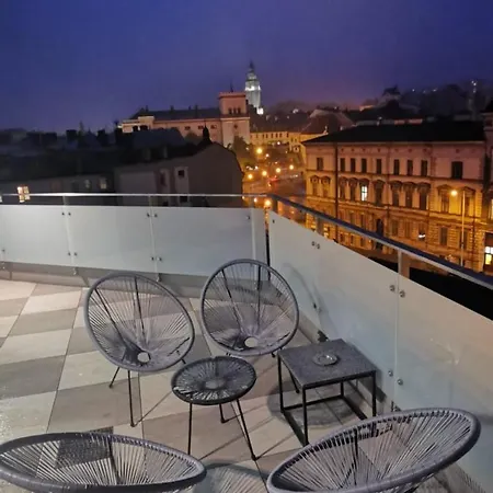 Moon Apartment *