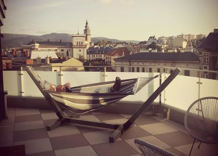 Moon Μπιέλσκο-Μπιάλα